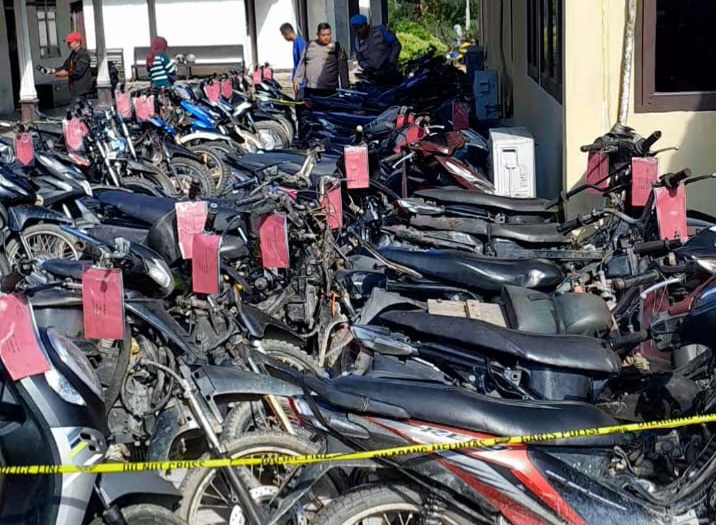 Polres Inhu Ungkap Jaringan Curanmor Yang Beroperasi 4 Tahun, 63 Motor Diamankan di Polsek Seberida