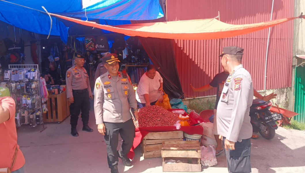 Kapolsek Minas Kompol Syahrizal Pimpin Giat Patroli di Pasar Bawah, Antisipasi C3 dan Pastikan Situasi Aman