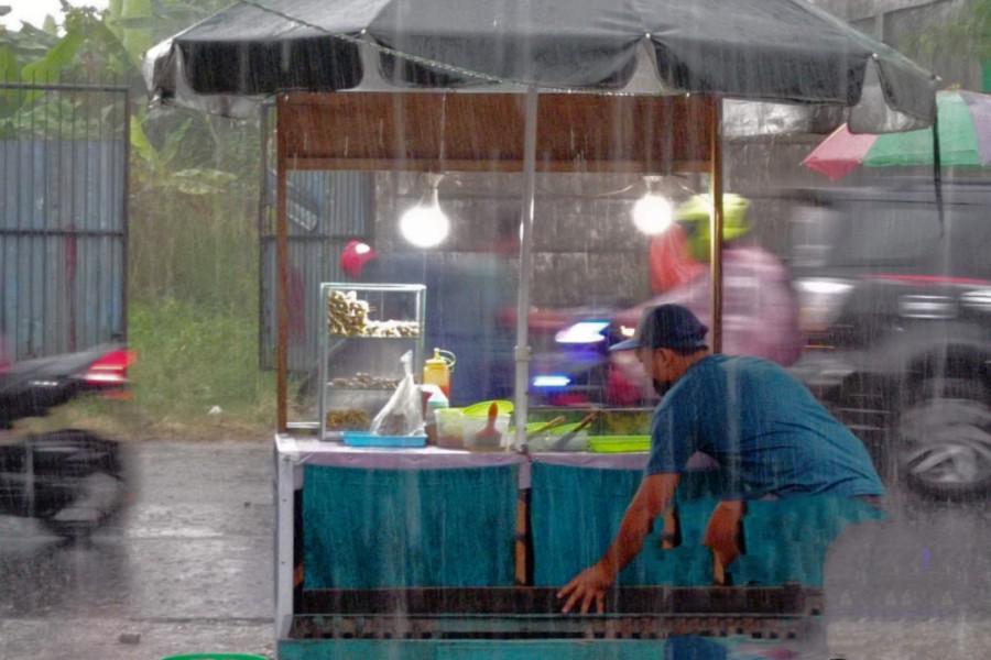 Prakiraan Cuaca Riau Jumat, Hujan Berpotensi Guyur 11 Wilayah hingga Malam