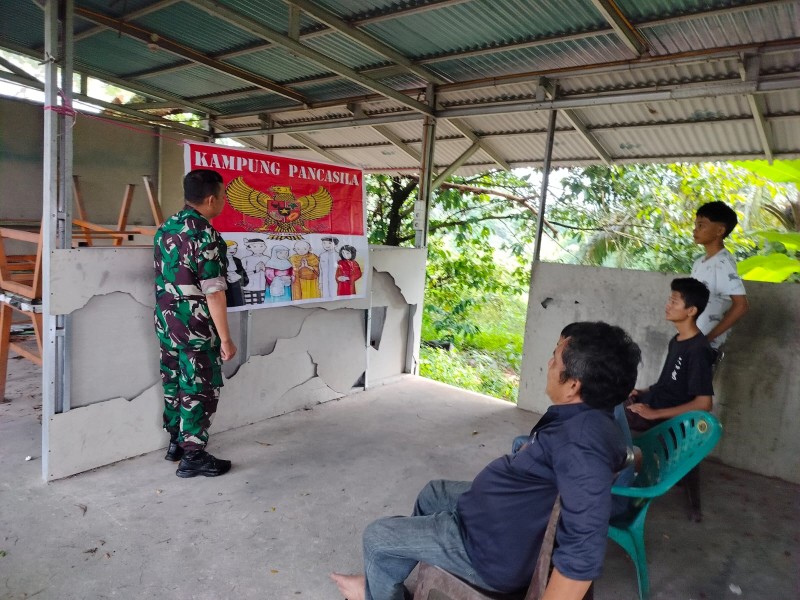 Serka Afrisal Sosialisasikan Nilai-Nilai Pancasila kepada Warga Kampung Pancasila Maredan