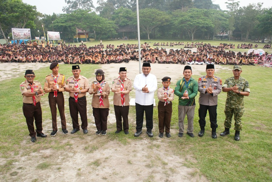 Defile 1.460 Peserta, Kemah Kerukunan dan Ekoteologi Siak Hijau 2026 Resmi Dibuka