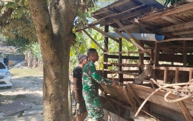 Babinsa Tanjung Penyembal Laksanakan Pendampingan dan Sosialisasi Cegah PMK pada Hewan Ternak