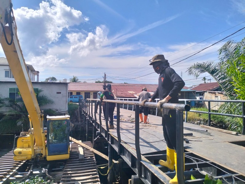 Polres Dumai Kebut Pembangunan Jembatan Merah Putih, Dua Titik Selesai