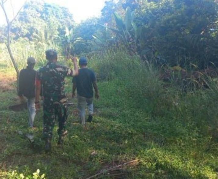 Babinsa Koramil 04/Perawang Sertu Sarju Gelar Patroli Karhutla, Pastikan Wilayah Aman dari Titik Api