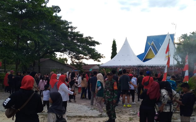 Jalan Sehat HUT RI ke-80 di Bukit Batrem Berlangsung Meriah, Babinsa Turut Amankan Acara