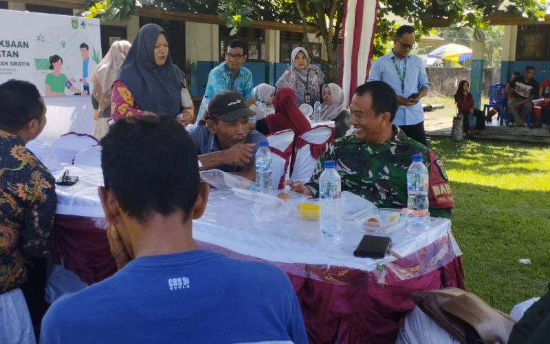 Cegah Karhutla, Babinsa Lubuk Gaung Intensif Patroli dan Edukasi Masyarakat