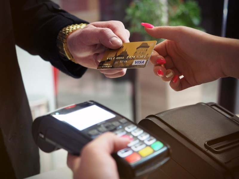 Ini Dia 5 Tren Fintech yang Bakal Mengubah Cara Kamu Kelola Keuangan di 2025!