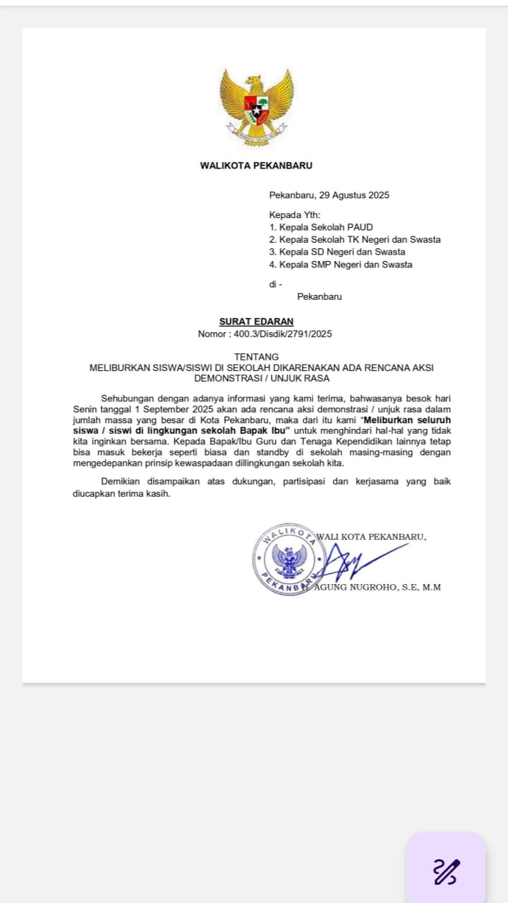 BREAKING NEWS - Ada Demo Besar, Walikota Pekanbaru Liburkan Seluruh Sekolah