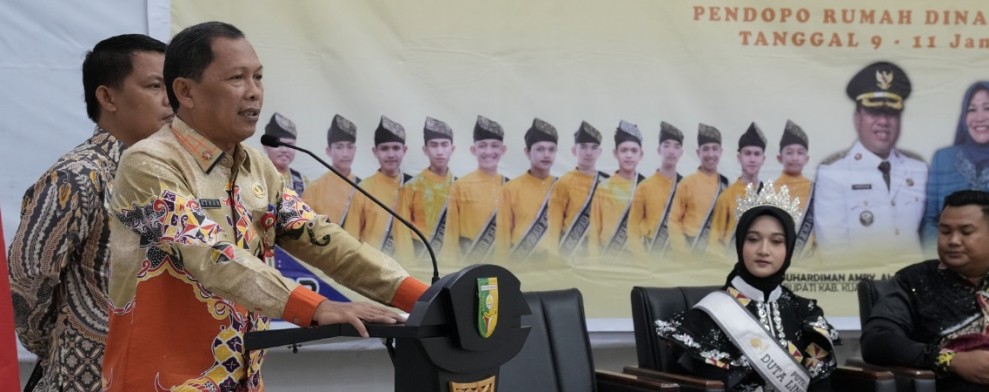 Asisten III Buka Pra Karantina dan Pembekalan Finalis Bujang Dara Kecik Kuansing 2026