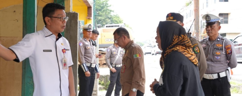 Pemkab Kuansing Tegaskan Penertiban Kios Pasar Bawah Teluk Kuantan Dilakukan Sesuai Prosedur