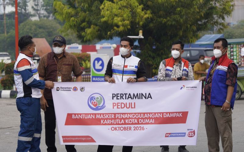 Pertamina Patra Niaga Kilang Dumai Bagikan Masker Untuk Masyarakat, Respon Cepat Dampak Kabut Asap