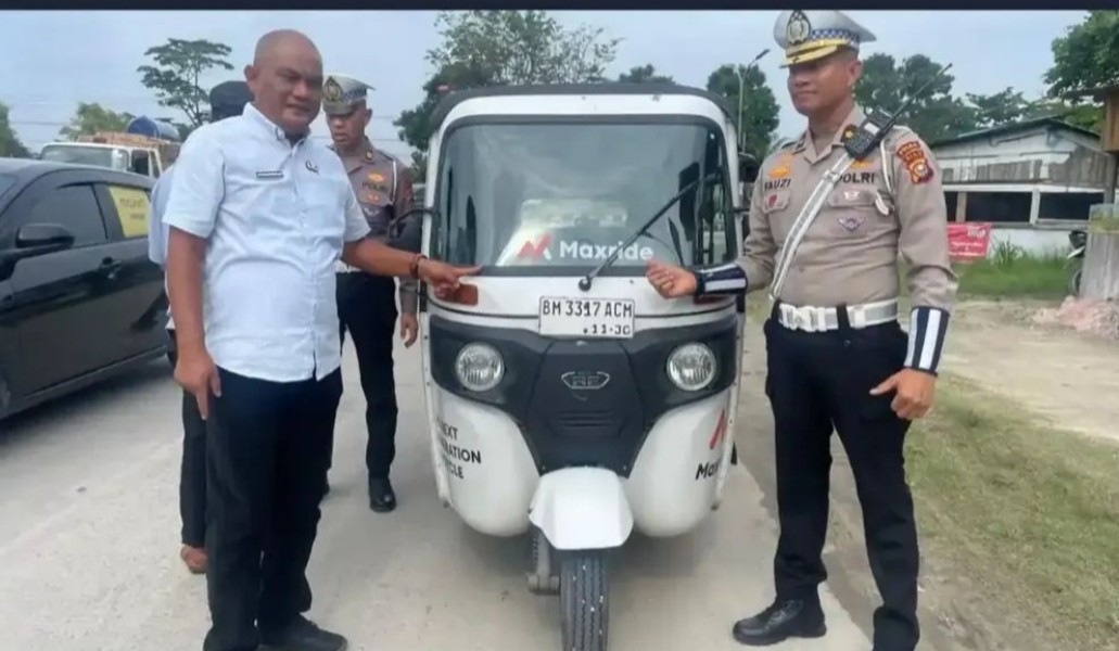 Angkutan Umum Kendaraan Roda Tiga Dilarang Beroperasi di Pekanbaru