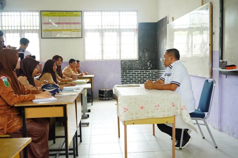 Dukung MBG di Sekolah, Gubri: Gizi Penting untuk Prestasi Belajar Anak