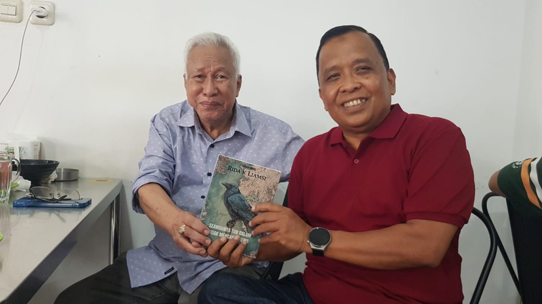 Sebuah Resensi Buku: Seandainya Tun Dalam Tidak Mencabut Kerisnya karya Rida K. Liamsi