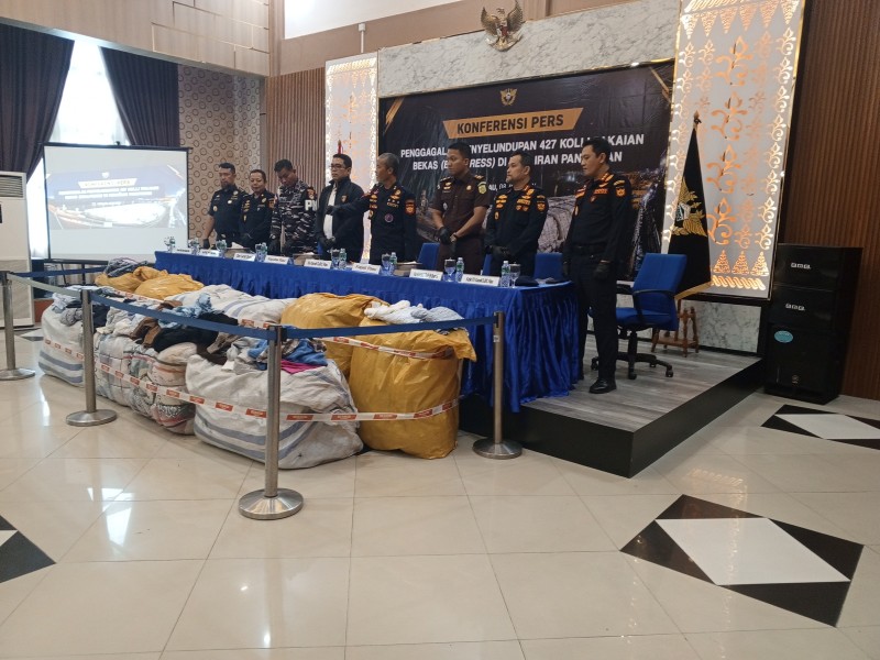 Bea Cukai Riau Gagalkan Penyelundupan Ballpress, Barang Bukti Ditaksir Rp3,9 Miliar