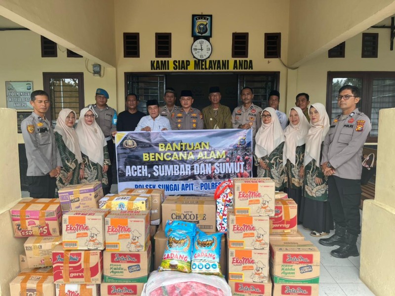 Polsek Sungai Apit dan Warga Gelar Sholat Gaib, Salurkan Bantuan untuk Korban Bencana di Sumatera
