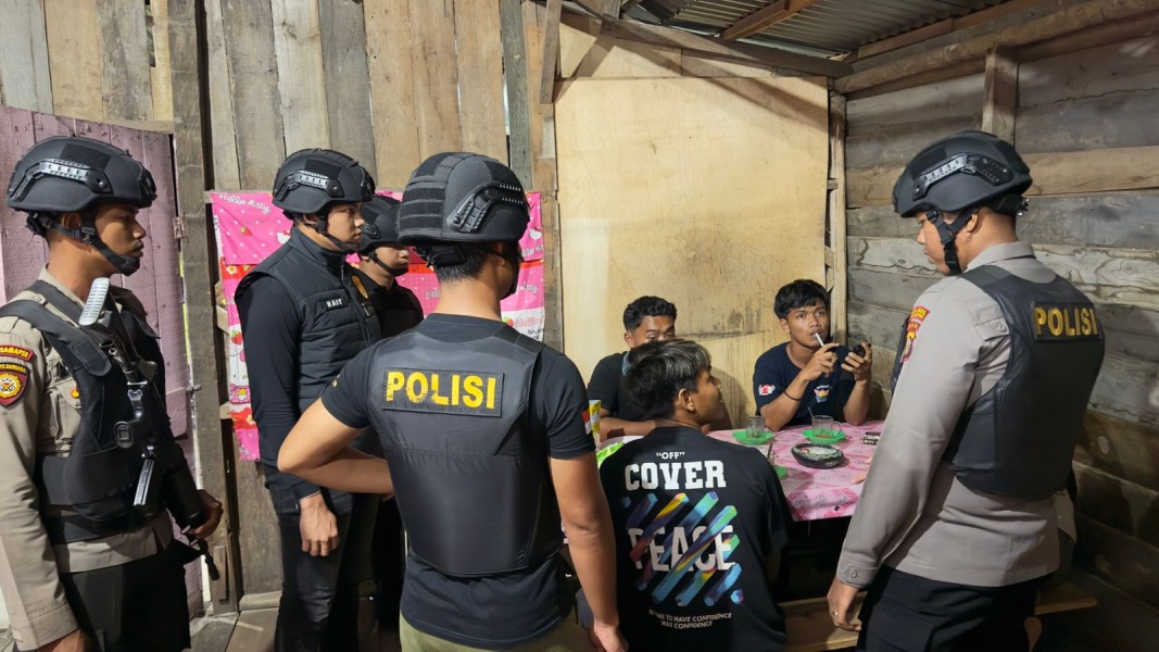Polres Pelalawan Gencarkan Patroli Malam, Tim RAGA Hadir Jaga Keamanan Warga
