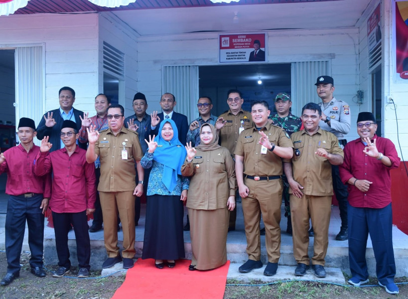 Resmikan Kopdes Merah Putih Bantan Tengah, Bupati Kasmarni: Rumah Besar Ekonomi Rakyat