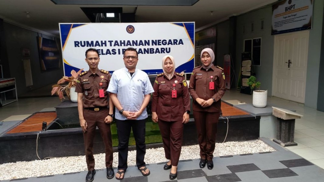 Jaksa Eksekusi Eks Plt Sekwan Riau di Rutan Pekanbaru