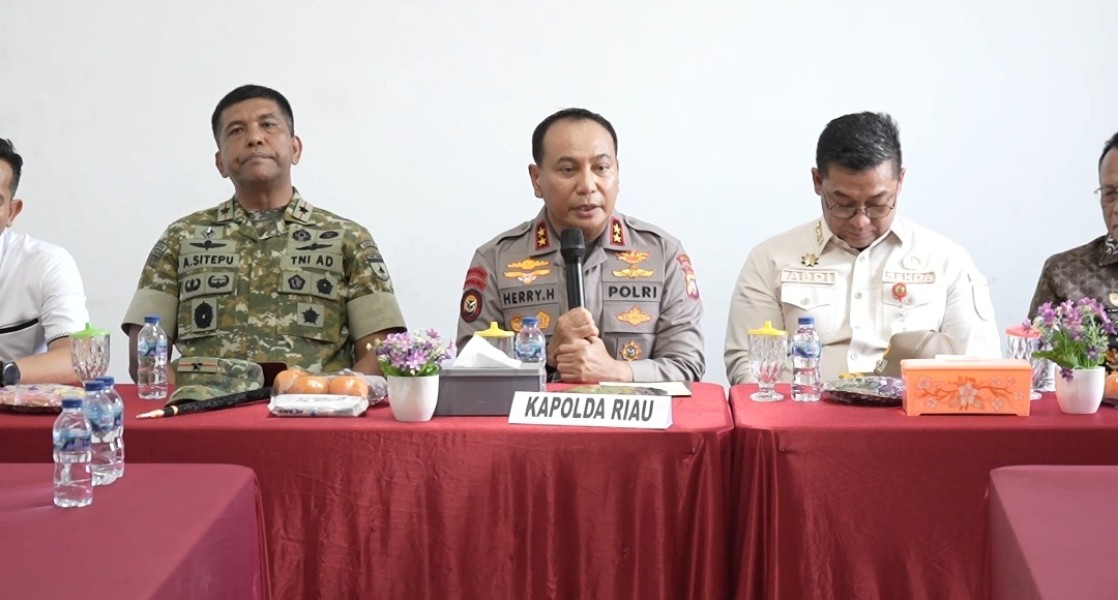Kapolda Riau Turun ke Panipahan, Minta Maaf dan Bangun Kembali Kepercayaan Publik Pasca Kericuhan