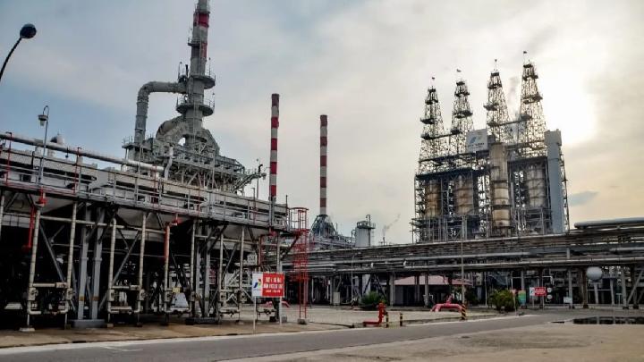 Penyebab Kebakaran Kilang Pertamina Dumai Masih Diselidiki.