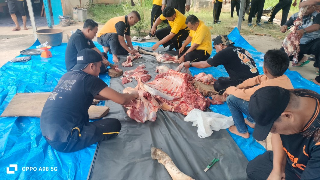 Polsek Minas Laksanakan Penyembelihan Hewan Qurban Iduladha 1447 H, Wujud Syukur dan Kepedulian Sosial kepada Masyarakat