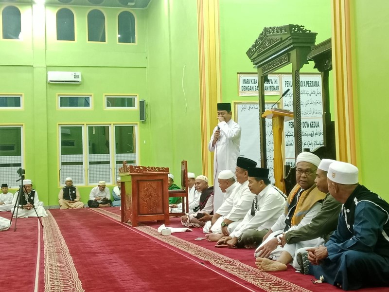 GSSB di Masjid Syuhada: Wabup Syafaruddin Poti Ajak Jamaah Doakan Rohul Lebih Maju & Diberkahi