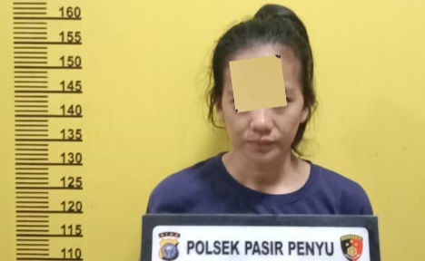 Rumah IRT Muda Digrebek Polsek Pasir Penyu, Ditemukan Sabu Dalam Kotak Rokok