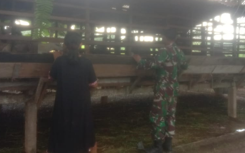Koramil 03 Sungai Sembilan Sosialisasi Kepada Peternak Kambing