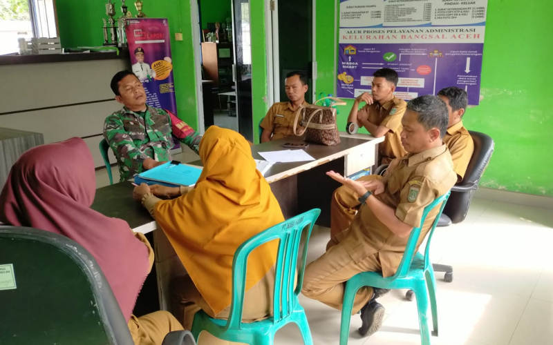 Serda Iwan Sahputra Laksanakan Komsos dengan Kelurahan Bangsal Aceh Dukung Perencanaan Pembangunan