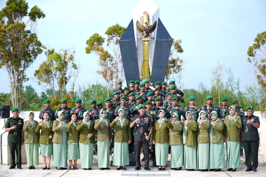 Peringati Hari Juang TNI AD 2025, Kodim 0314/Inhil Gelar Ziarah ke Makam Pahlawan Tembilahan