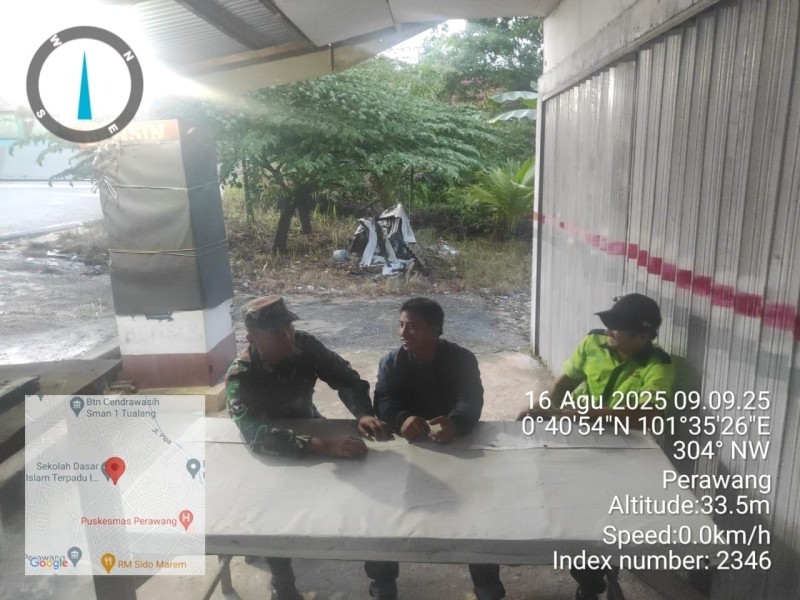 Babinsa Koramil 04/Perawang Ajak Warga Perawang Barat Jaga Kesehatan dan Kebersihan Lingkungan