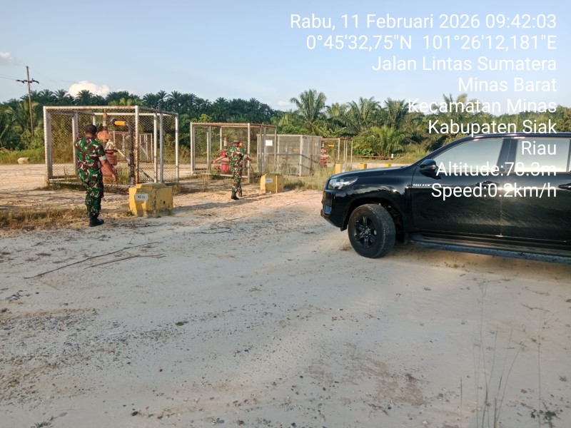 Sertu Sugiarto dan Koptu AKP Hutagalung Laksanakan Patroli Penguatan Binter SKK Migas PT PHR di Minas