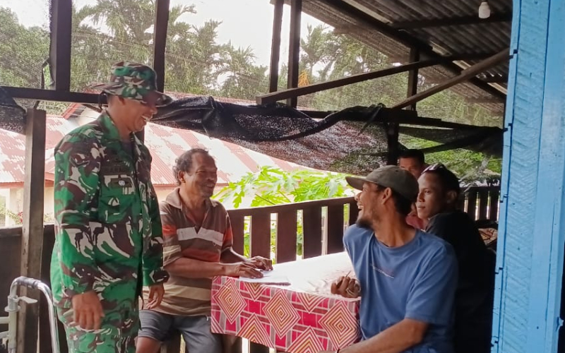 Jaga Objek Vital Nasional, Babinsa dan Security PHR Patroli Jalur Pipa di Dumai