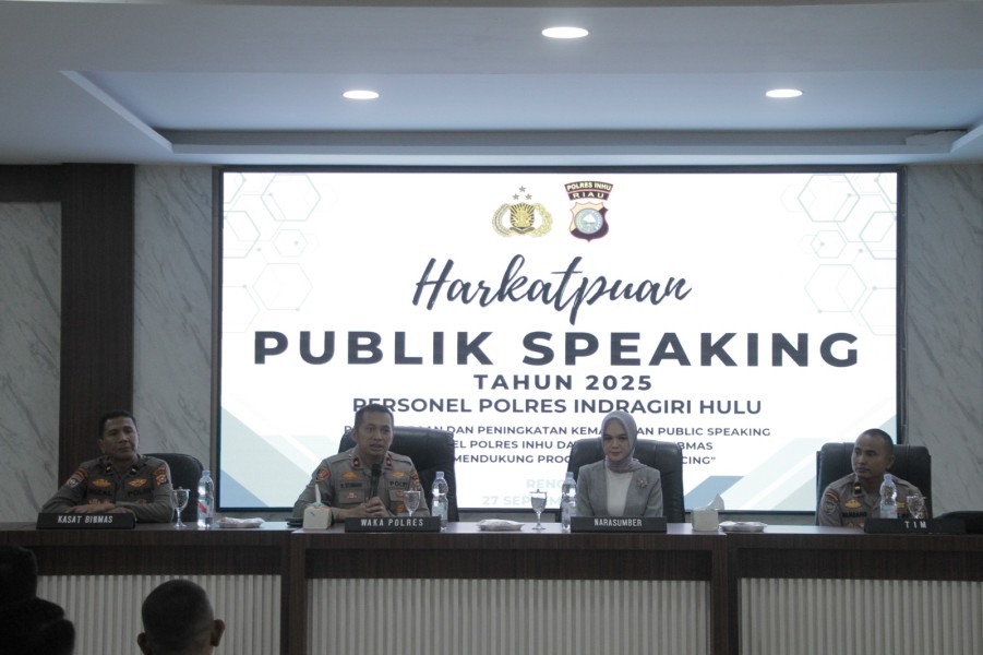 Pelatihan Public Speking, Tingkatkan Kemampuan Komunikasi Personel Polres Inhu