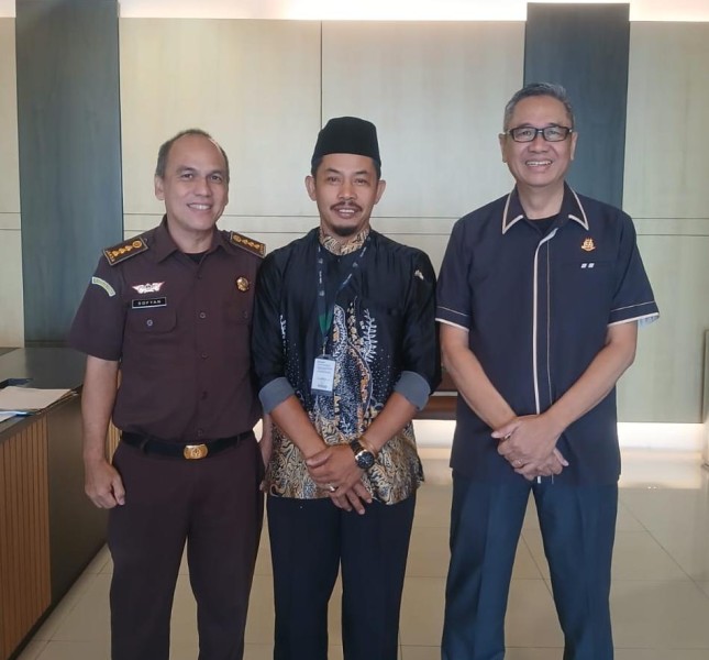 LANGKAH SUKU HAMBARAJA KENEGERIAN KUBU KE KEJAGUNG BUKA PELUANG PENYELESAIAN PLASMA