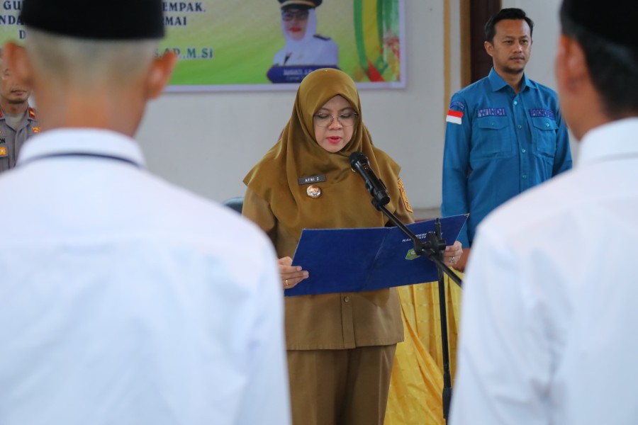 Lantik PAW Bapekam, Bupati Afni Dorong Budaya Disiplin Lewat Keteladanan Pemimpin