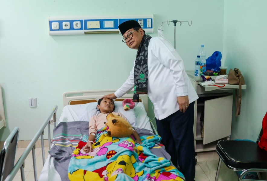 Kasus MBG Jakarta, Pramono Tinjau Penanganan Siswa di RS