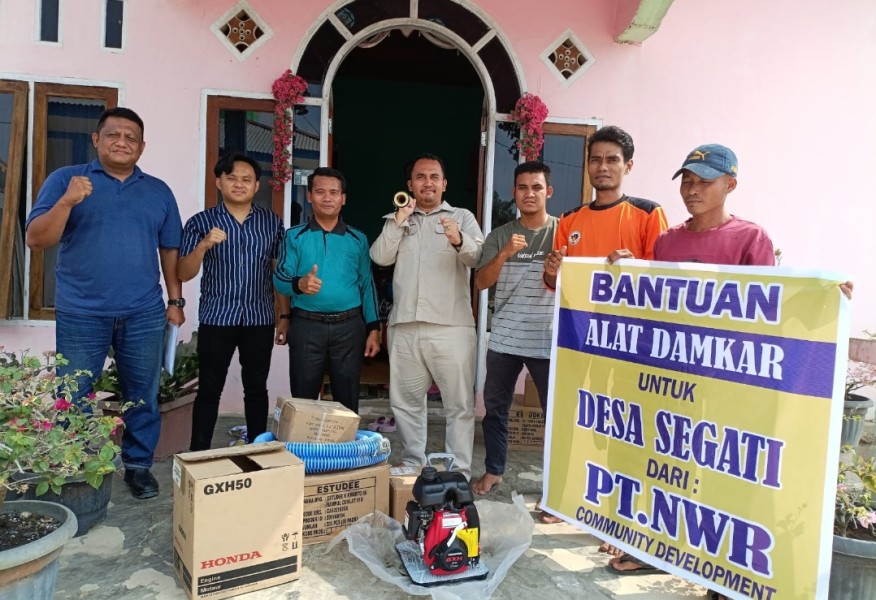 Perkuat Pencegahan Karhutla, PT NWR Salurkan Bantuan Mesin Mini Striker untuk MPA