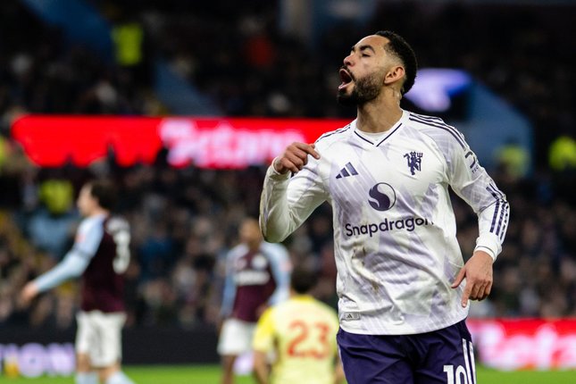 Morgan Rogers Menggila, Manchester United Takluk dari Aston Villa