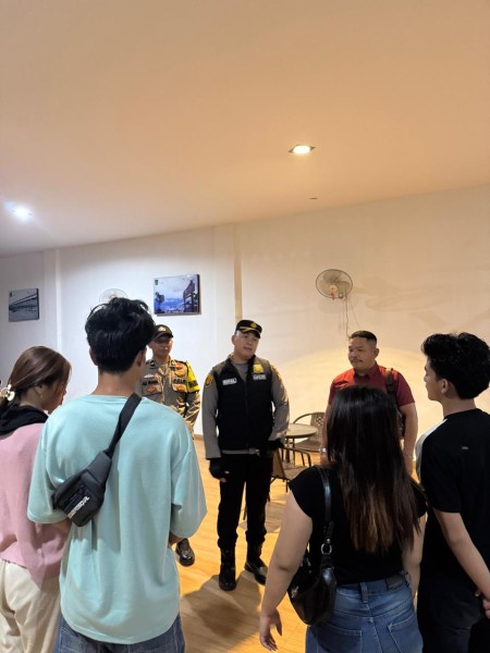 Cegah Narkoba dan Premanisme, Kapolsek Tembilahan Pimpin Patroli