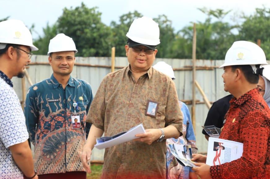 Kementerian PKP dan Pemkab Rohul Tinjau Penanganan Kawasan Kumuh Danau Dipo Boncah Balong