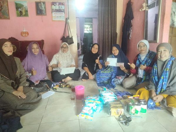 Karmila Sari Pimpin Aksi Donasi BKMT Rohil, Bantuan Disalurkan ke Aceh, Sumut, dan Sumbar