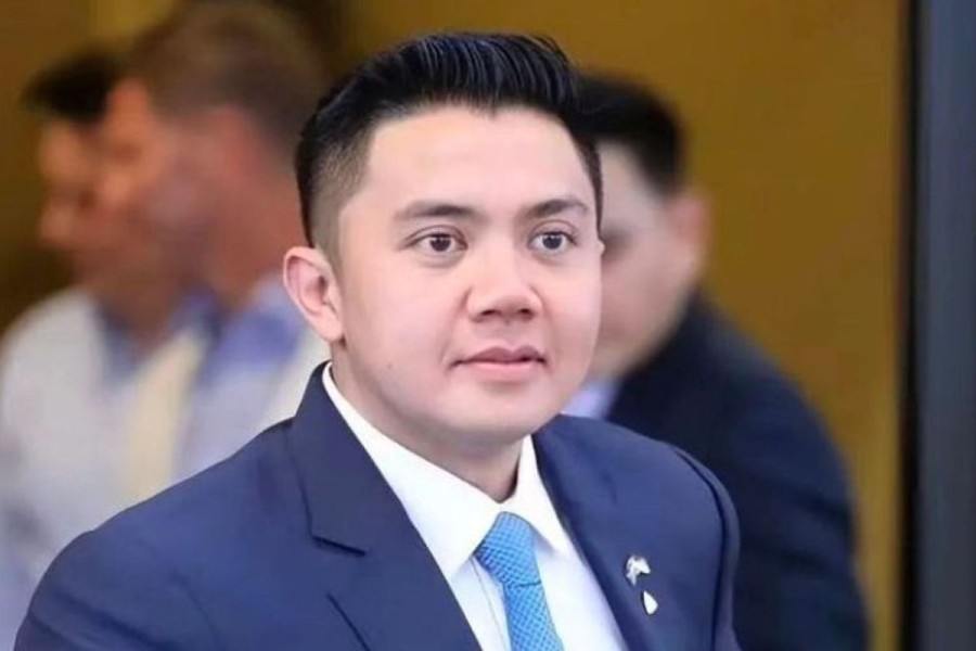 Seskab Teddy Ajak Umat Islam Perkuat Iman Lewat Momentum Isra Mikraj