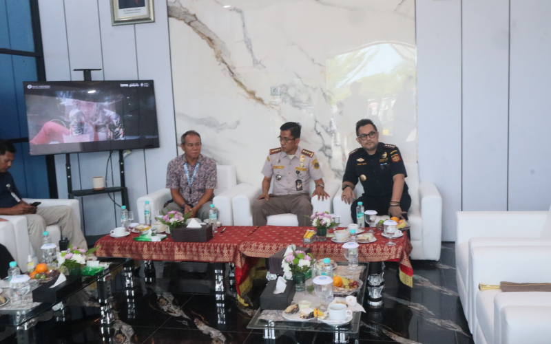 Pelindo Regional 1 Dumai Perkuat Keamanan Pelabuhan Melalui Pemanfaatan X-Ray