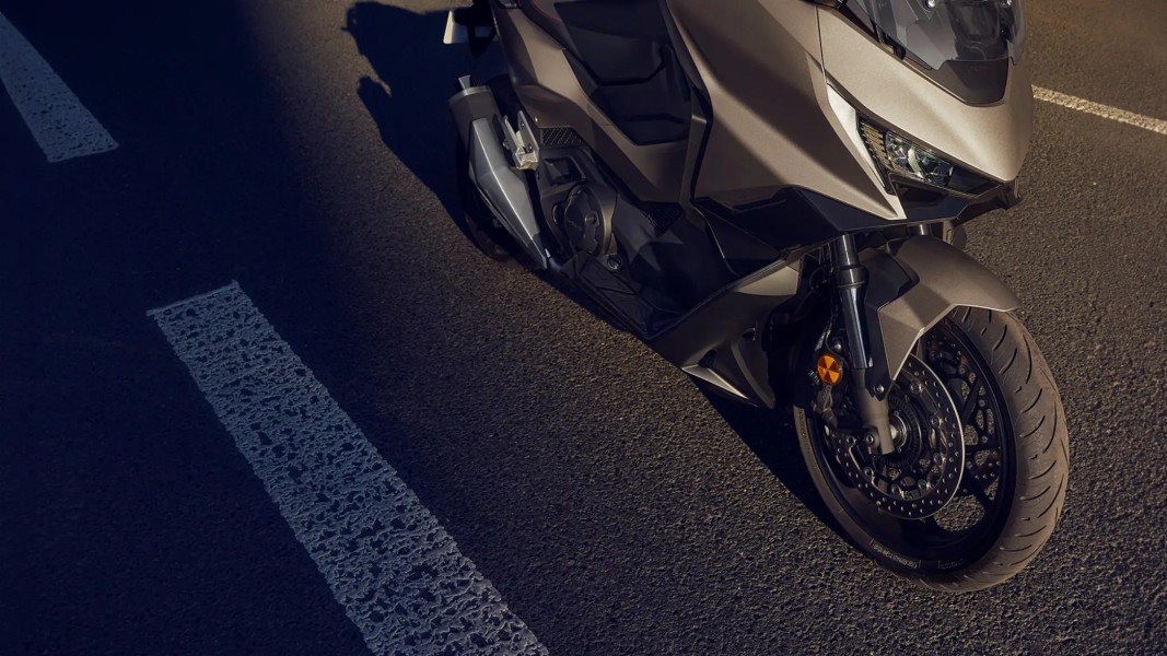 Honda Forza 750 2025 Segera Hadir! Spesifikasi dan Harga Terbaru!