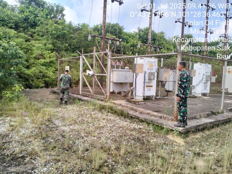 Babinsa Koramil 03/Minas Gencarkan Patroli di Area PHR Minas Field, Pastikan Keamanan Wilayah Operasi Migas
