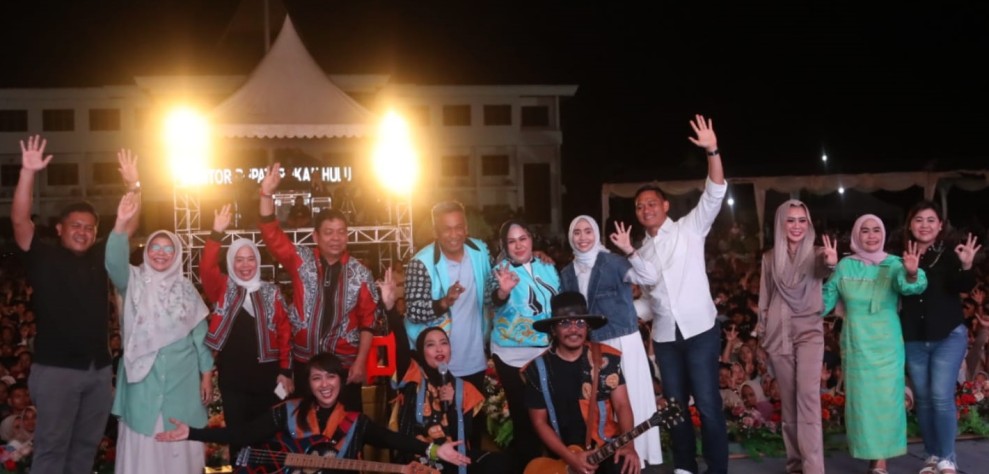 Rayola dan Kotak Guncang Panggung Pesta Rakyat HUT ke-26 Rokan Hulu