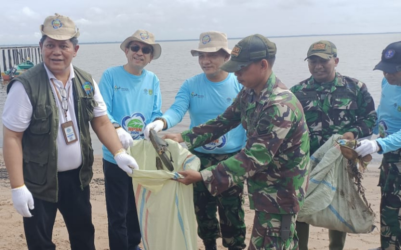 Danrem 031 WB Hadiri Peringatan Hari Peduli Sampah Nasional Tahun 2025