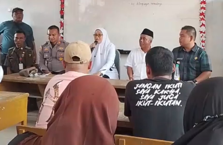 Usai Video Viral, Kepala Sekolah dan Dua Guru Honorer SDN 021 Tarai Bangun Resmi Dicopot, Pemkab Kampar Turun Tangan